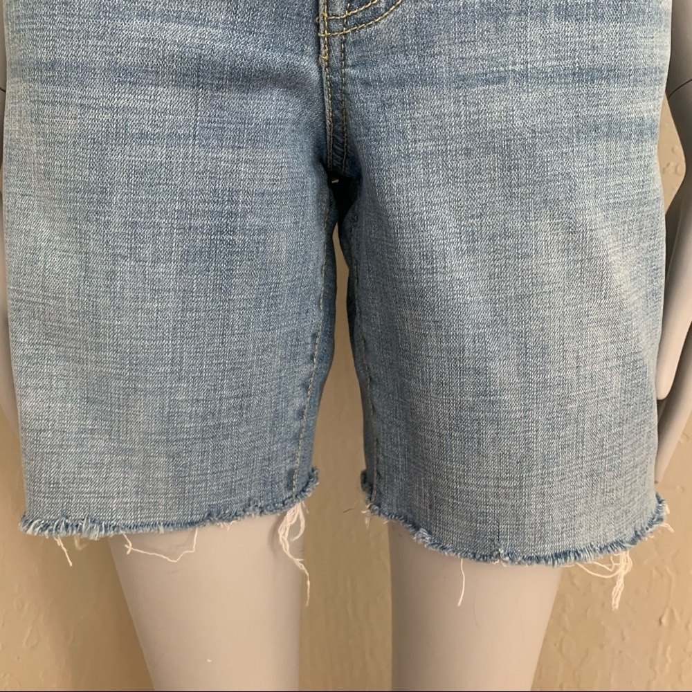 ELLA MOSS High Waist Straight Denim Shorts Raw Hem High Rise Size 4/27 - Picture 7 of 15